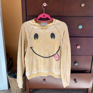WILDFOX smiley jumper size M